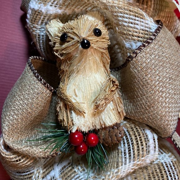 NEW Handmade Deco and Burlap Ribbon Believe Wreath - Picture 2 of 3